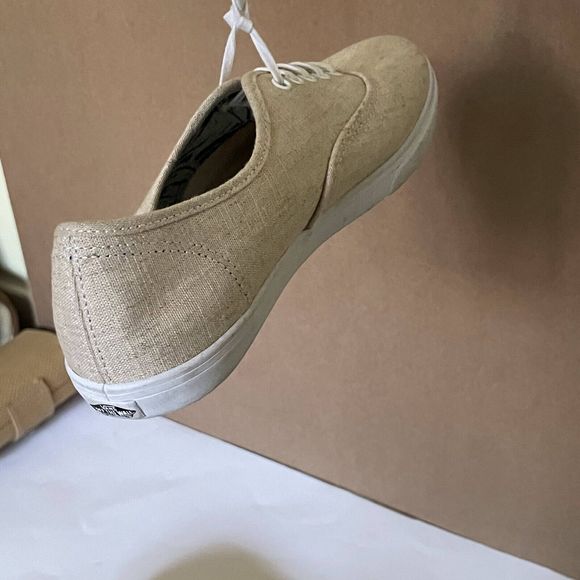 Vans Unisex Beige Low Top Trainers Shoes Size UK 6. - Picture 9 of 9
